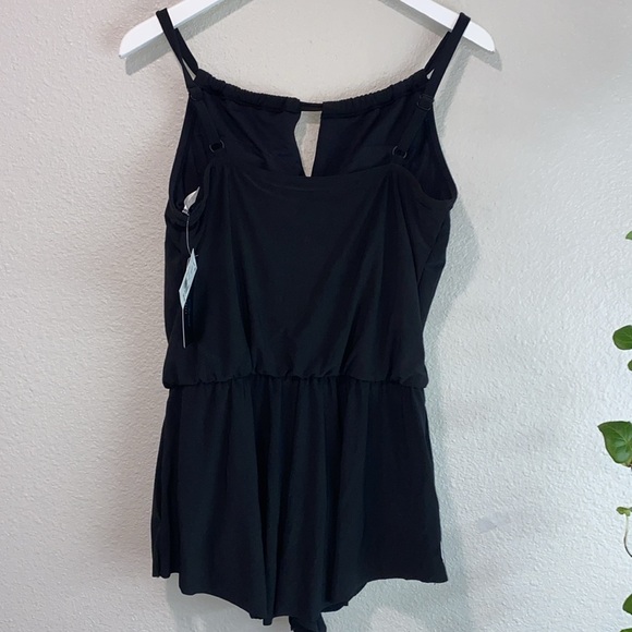 Aqua Green Women's Standard Keyhole Blouson Romper, Black Swim Romper size M - Picture 3 of 16